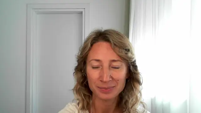 Paevoa online show from November 2025 09:52:01 AM