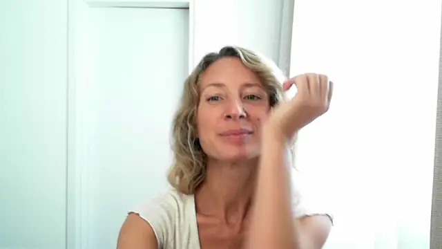 Paevoa online show from November 2025 10:04:02 AM