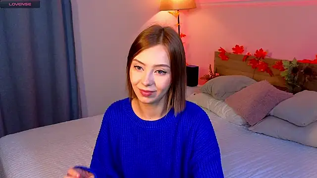 LumMina online show from October 2025 10:12:02 AM