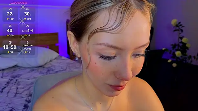 LumMina online show from April 2026 02:28:01 AM