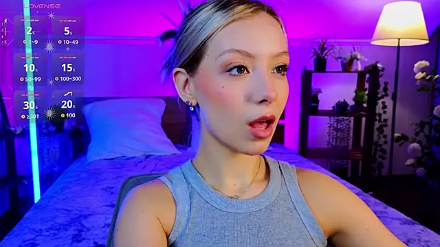 LumMina online show from April 2026 03:09:02 AM