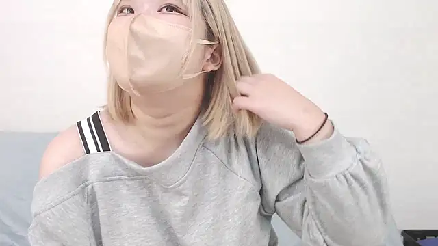 ShionLove online show from October 2025 10:49:02 AM