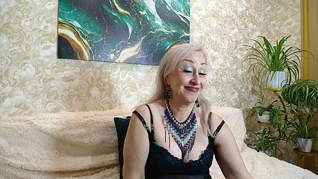  Sara  Smith  online show from October 2025 04:12:01 AM