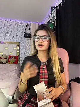 Katleen wxw online show from September 2025 11:43:02 AM