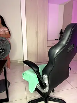 SofiaLust Eup online show from November 2025 03:45:02 AM