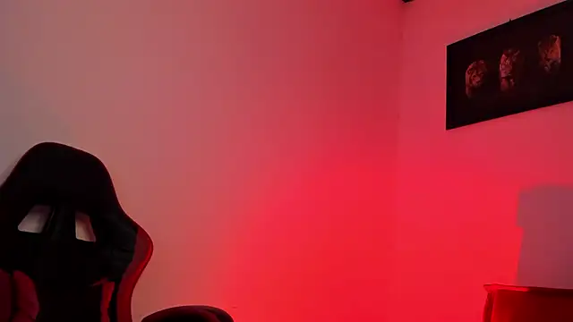 PeytonBox online show from October 2025 11:27:02 PM