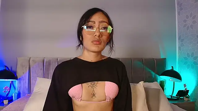 Ameliaa Moon  online show from October 2025 12:03:01 PM
