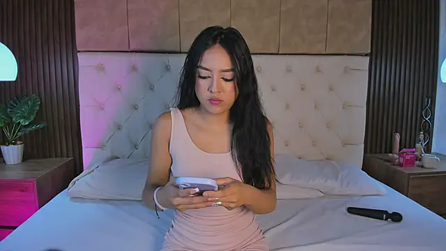 Snapshot of Dafne_Hillss chatting on October 2025 12:36:02 PM Dafne Hillss online show from October 2025 12:36:02 PM