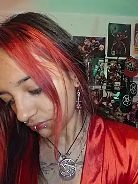 carolinerue online show from February 2026 01:18:01 PM