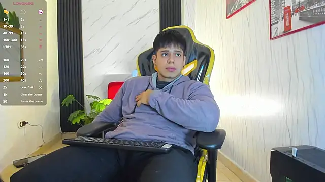 xKevyn online show from November 2025 12:26:01 PM