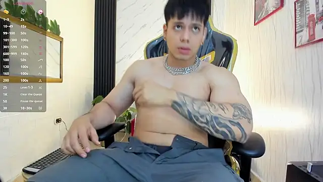 xKevyn online show from November 2025 12:39:02 PM