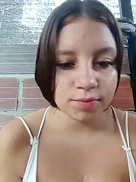 Snapshot of Shell_Latina chatting on November 2025 01:21:02 PM Shell Latina online show from November 2025 01:21:02 PM