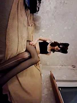 SecretIna online show from November 2025 08:53:02 PM