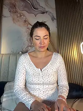 Dakota Evanns online show from November 2025 08:31:01 PM