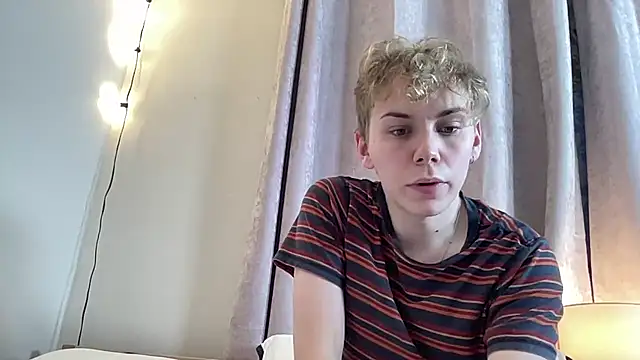scottishtwink01 online show from September 2025 07:03:01 PM