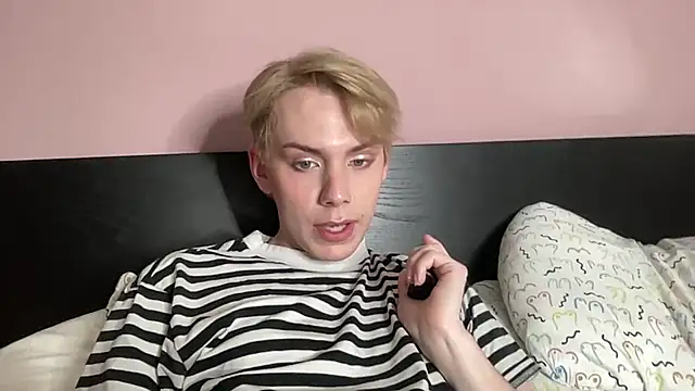 scottishtwink01 online show from September 2025 08:02:02 PM