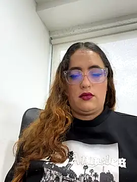 SussanMillerr  online show from September 2025 09:31:01 PM
