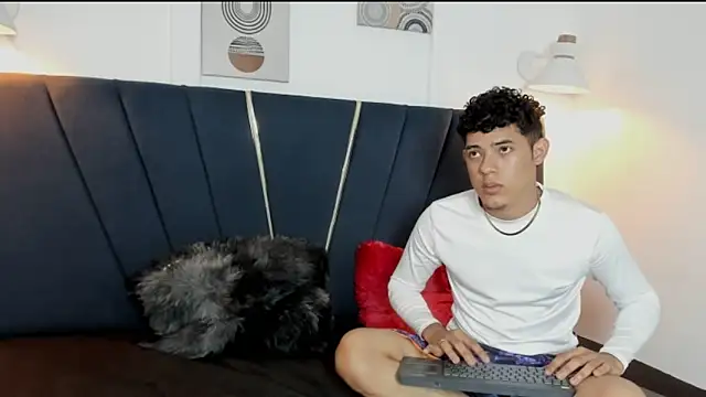 Snapshot of ryan_cum23 chatting on October 2025 03:40:01 AM ryan cum23 online show from October 2025 03:40:01 AM