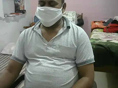 Famit025 online show from February 2026 05:05:02 PM