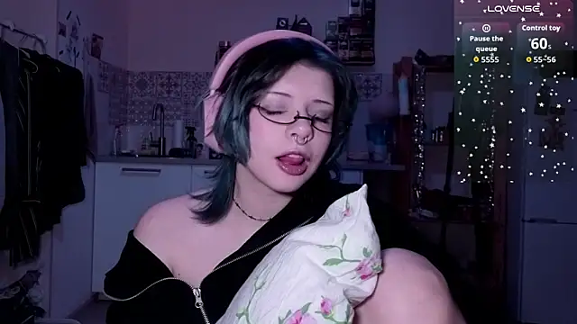 Alice Zev online show from February 2026 11:34:02 PM