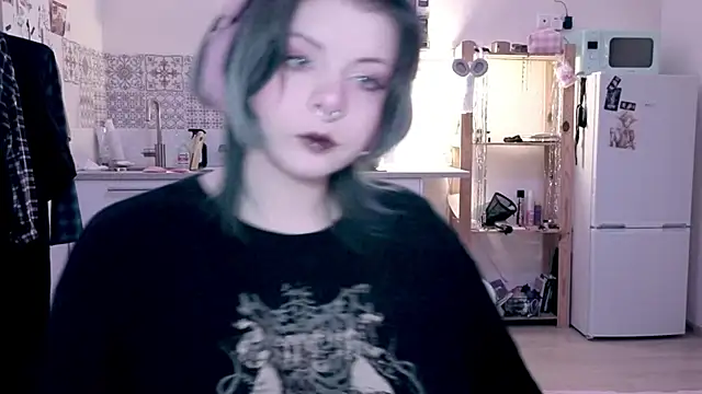 Alice Zev online show from April 2026 12:22:02 AM