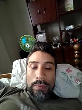 Snapshot of Mac50rus chatting on September 2025 05:24:01 PM Mac50rus online show from September 2025 05:24:01 PM