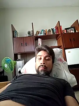 Snapshot of Mac50rus chatting on September 2025 08:47:02 PM Mac50rus online show from September 2025 08:47:02 PM