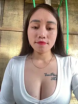 chipp-bong online show from November 2025 01:11:01 AM