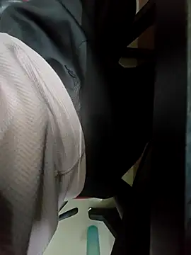 Snapshot of tomstoneii chatting on October 2025 09:36:01 PM tomstoneii online show from October 2025 09:36:01 PM