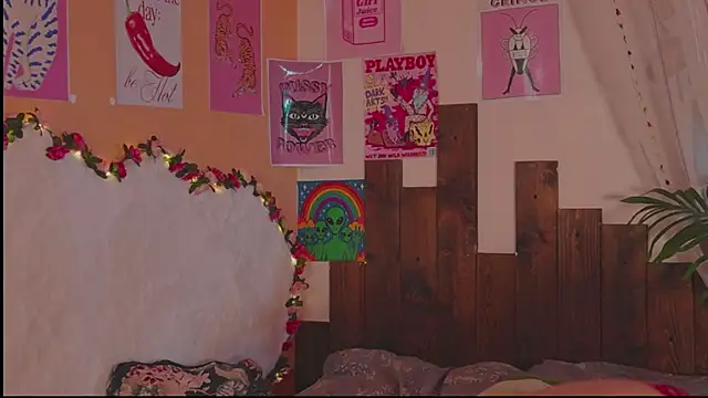 Charming winky online show from March 2026 05:34:01 PM