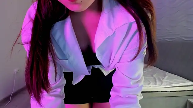 Snapshot of yanyaan chatting on October 2025 04:53:02 AM yanyaan online show from October 2025 04:53:02 AM