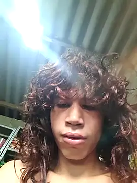 Snapshot of kiimferv chatting on November 2025 01:11:02 PM kiimferv online show from November 2025 01:11:02 PM