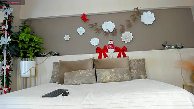 VictoriaShelby online show from December 2025 11:17:01 AM