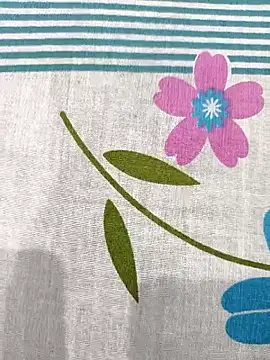 Chanderi19 online show from September 2025 03:12:02 PM