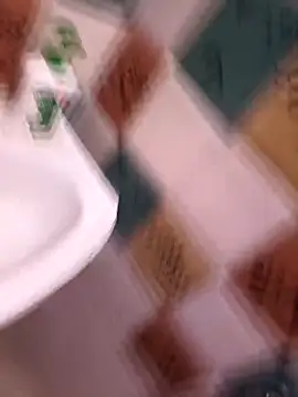 Chanderi19 online show from September 2025 04:34:02 PM