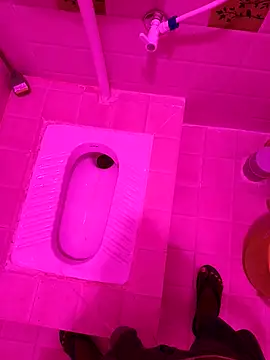 Chanderi19 online show from October 2025 12:10:01 AM