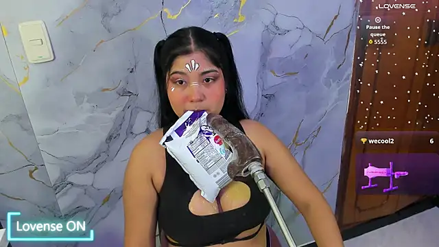 mysticlatina1 online show from January 2026 07:27:01 PM