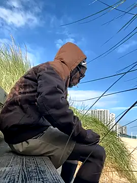 toy-boyluv online show from October 2025 03:46:02 PM