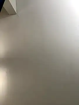 toy-boyluv online show from October 2025 10:00:01 PM