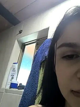 Snapshot of Daniela-rosee chatting on September 2025 09:04:01 PM Daniela-rosee online show from September 2025 09:04:01 PM