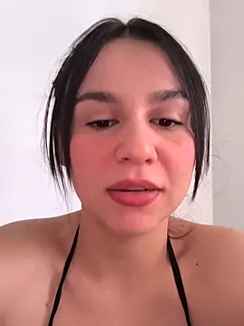 Snapshot of Daniela-rosee chatting on September 2025 05:13:02 PM Daniela-rosee online show from September 2025 05:13:02 PM