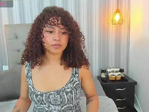 Sofiapassionne online show from February 2026 06:14:01 PM