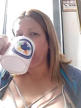 Snapshot of ROOMIINA chatting on November 2025 12:28:01 PM ROOMIINA online show from November 2025 12:28:01 PM