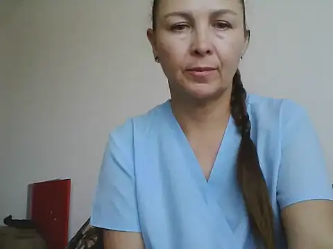 Avelinii online show from May 2026 09:04:02 AM