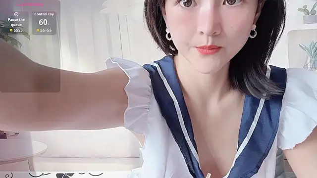 Crystal 168 online show from October 2025 12:33:02 AM