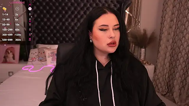 Snapshot of SerahMirabeli chatting on September 2025 06:56:02 PM SerahMirabeli online show from September 2025 06:56:02 PM