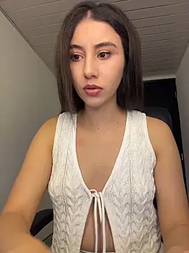 Viithoney online show from November 2025 12:10:02 AM