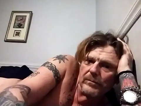 Snapshot of WiltedYeller chatting on March 2026 05:57:02 AM WiltedYeller online show from March 2026 05:57:02 AM