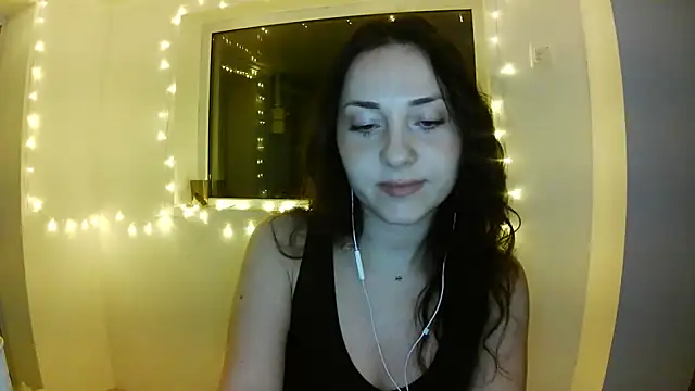 Snapshot of Ulvaya chatting on July 2026 08:57:02 PM Ulvaya online show from July 2026 08:57:02 PM