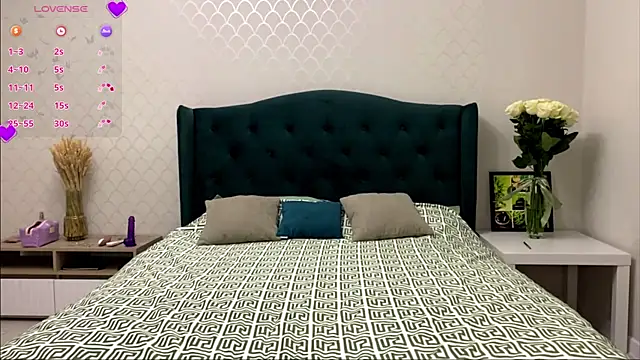 Jessica1West online show from October 2025 04:57:01 PM